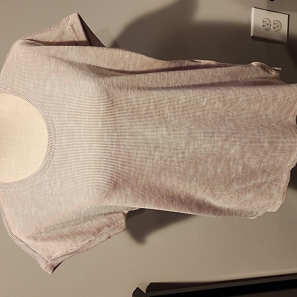 Andrew Marc Purple/white Striped Size Large PTP 23 Length 25 1/2 Inches